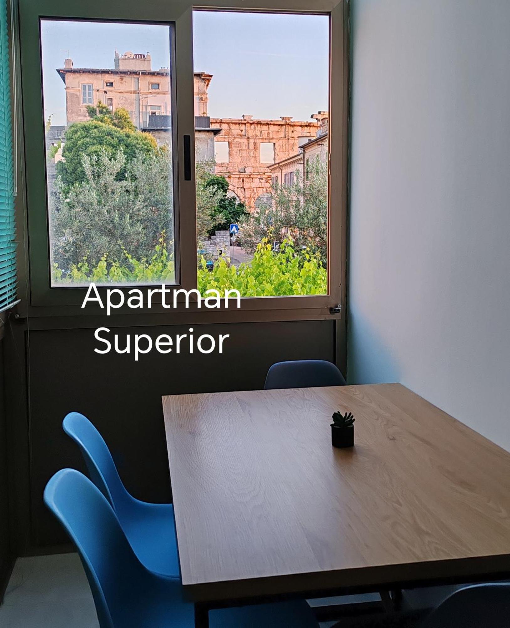 Apartment Little Paradise *
